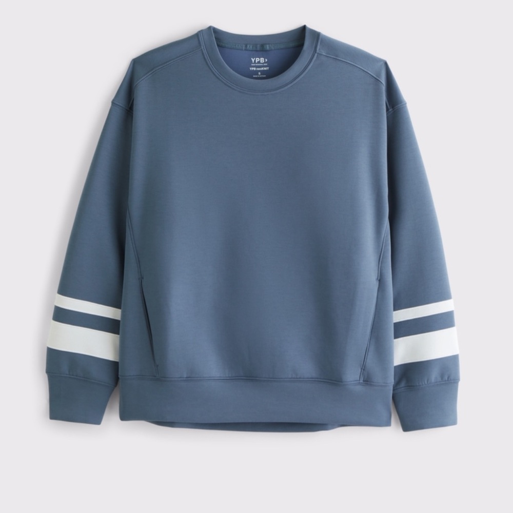 ABERCROMBIE Women’s YPB neoKNIT Crew - Size Medium - Picture 1 of 3